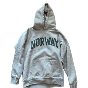 brandy melville norway hoodie